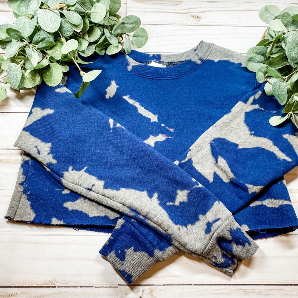 Little Girl Handmade Tie Dye Cropped Sweatsuit - Picture 2 of 4